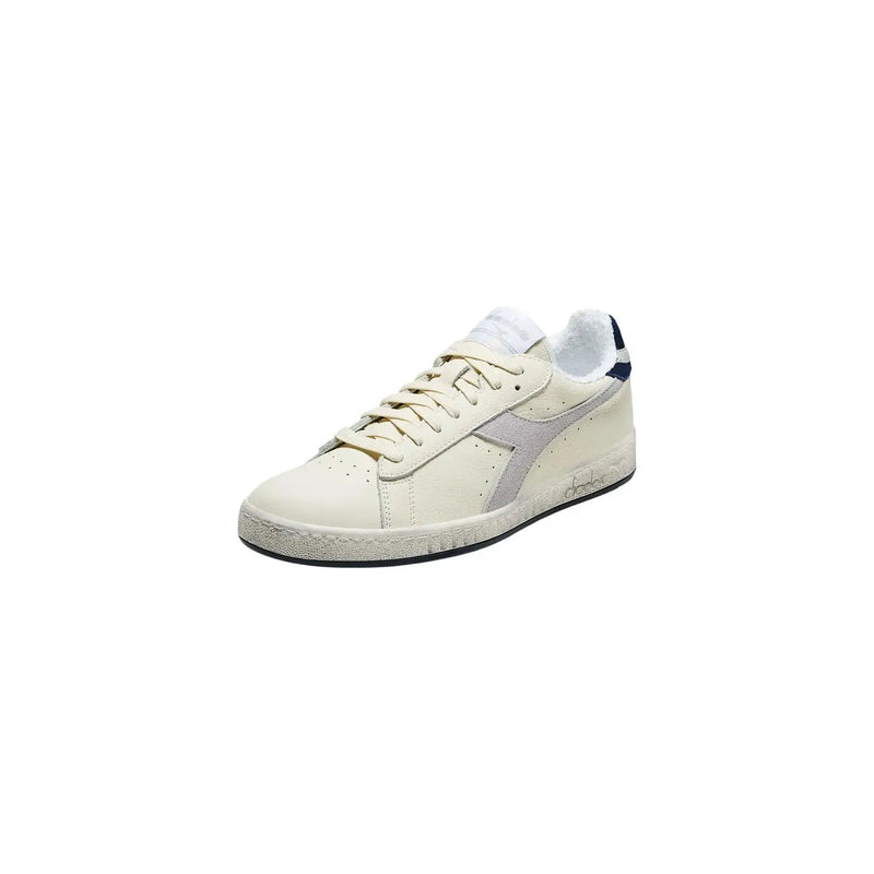 couleur crème diadora Baskets pour homme en daim beige et cuir avec des accents gris et bleu marine pour une tenue décontractée