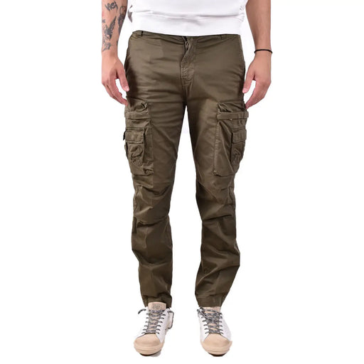 Diesel Pantalon cargo en coton vert pour homme, avec de multiples poches à rabat et une coupe fuselée pour un style décontracté.
