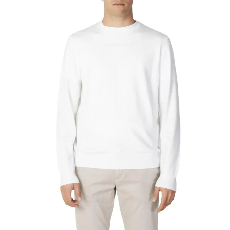 Diktat men’s white long knit sweater with crewneck and long sleeves made of soft knit fabric