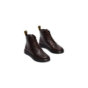 Bottes Dr. Martens Brookline Chukka pour homme en cuir marron foncé, montrant l'arrière de la chaussure