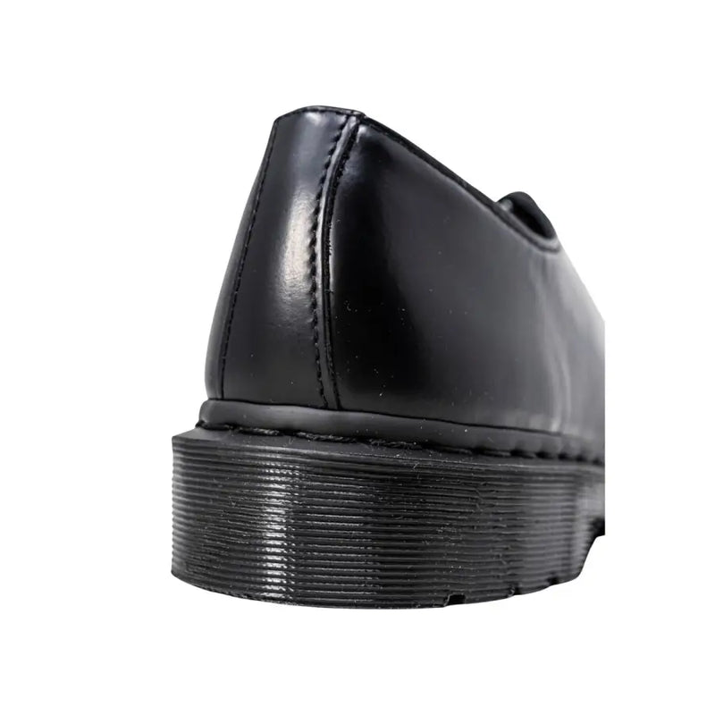 Chaussures Dr. Martens pour homme, à lacets, en cuir noir brillant avec semelle en caoutchouc crantée caractéristique, pointure 3