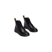 Bottes chukka Dr Martens pour homme en cuir noir, montrant l'arrière avec un cuir lisse et une semelle robuste.