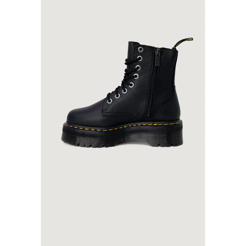 Black leather Dr Martens women boots with black laces shown from the back in size 4