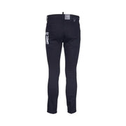 Jean slim noir Dsquared2, dos avec inscription blanche sur la poche, automne-hiver B44373, fermeture éclair et bouton.