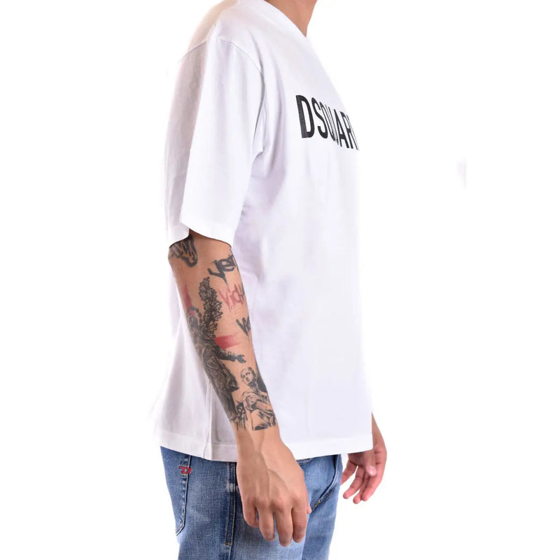T-shirt blanc en coton dsquared2 pour homme, col rond et logo noir sur la poitrine, style décontracté.