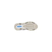 Baskets ea7 pour homme, grises, en polyester, à lacets, avec semelle en caoutchouc beige et blanc et logo Crusher bleu.