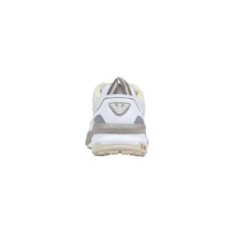 Ea7 Baskets pour hommes blanches et grises au design moderne et élégant, avec lacets en mesh et polyester synthétique.