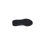 Semelle extérieure en caoutchouc noir avec semelle texturée et détails blancs ornés du logo ea7 en relief sur baskets ea7 pour homme en polyuréthane blanc