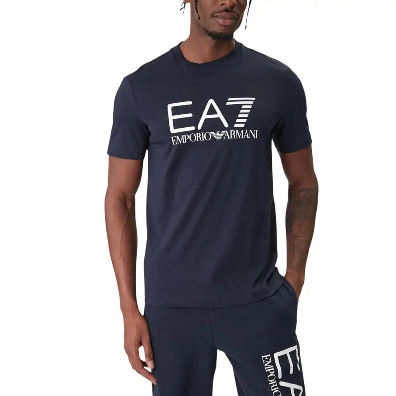 bleu marine ea7 Emporio Armani homme t-shirt avec un logo blanc imprimé et des manches courtes en tissu mélangé de coton