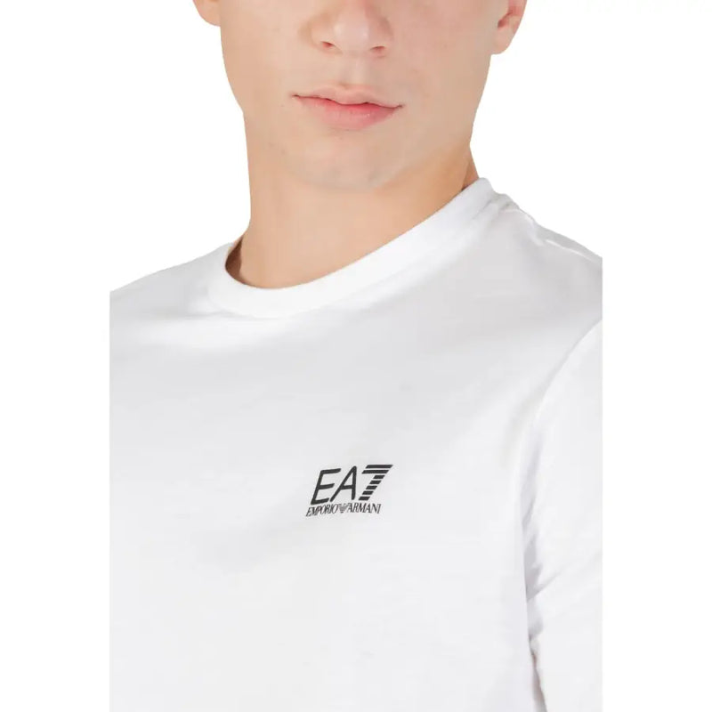 Ea7 T-shirt blanc en coton pour homme à col rond t-shirt avec le logo Emporio Armani brodé en noir sur le devant