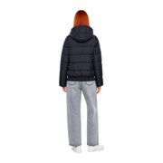Doudoune d'hiver matelassée noire EA7 pour femme, avec capuche en polyester et fermeture éclair pour une protection optimale contre le froid.