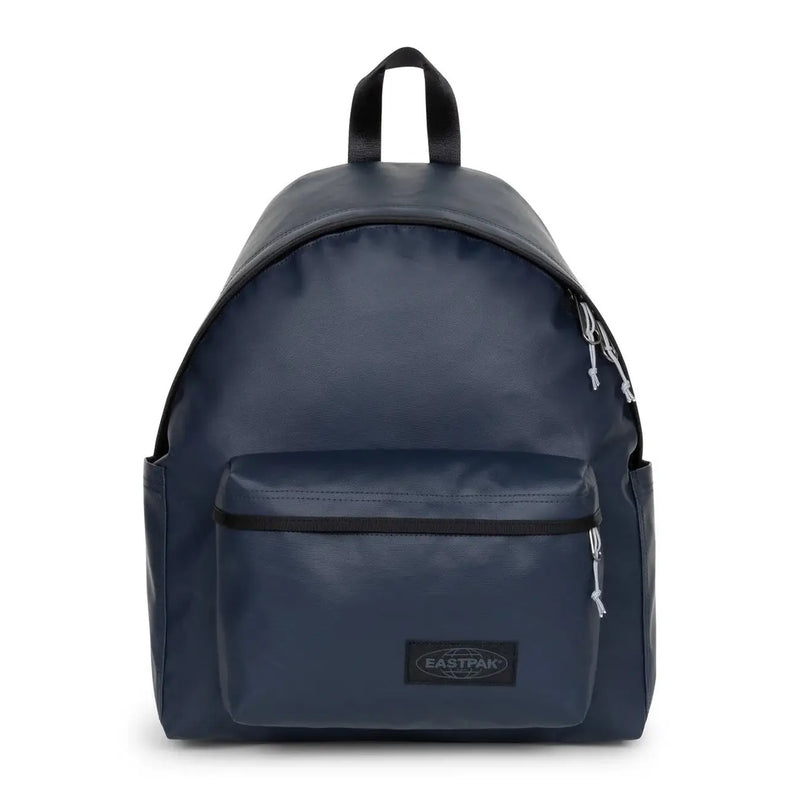 Sac à dos Eastpak bleu marine pour homme, finitions noires, fermetures éclair argentées, poche zippée en polyamide vert, dimensions 40 x 30 x 18 cm.