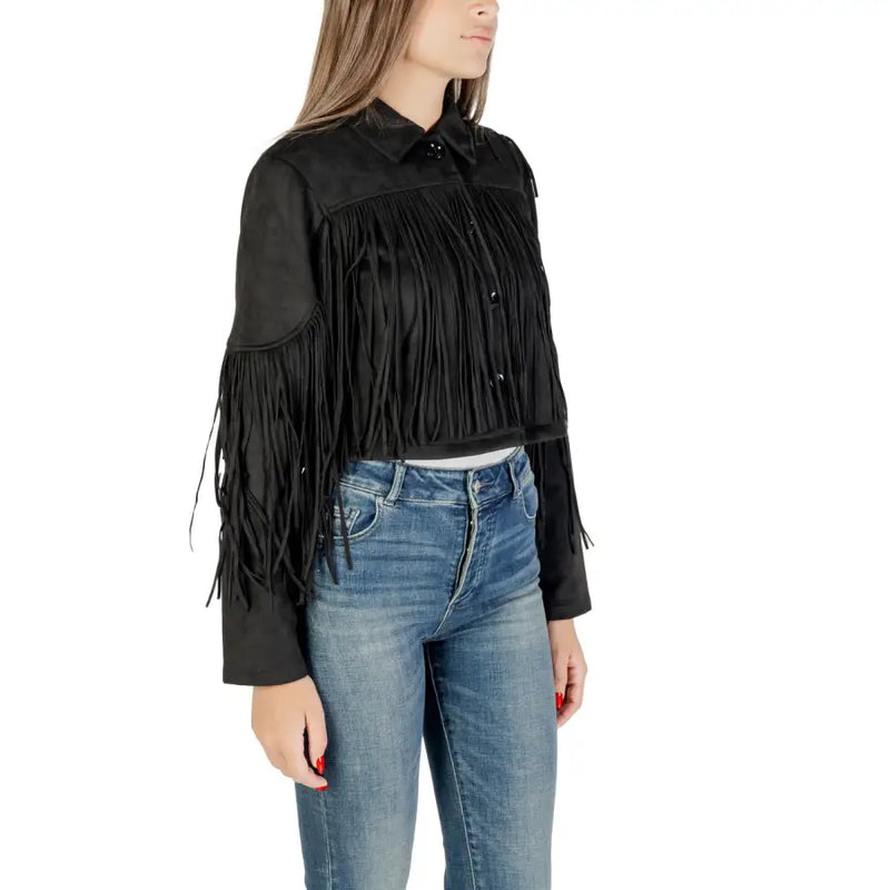 Elegant black cropped blazer for women with fringe detailing, ideal for fall and winter fashion