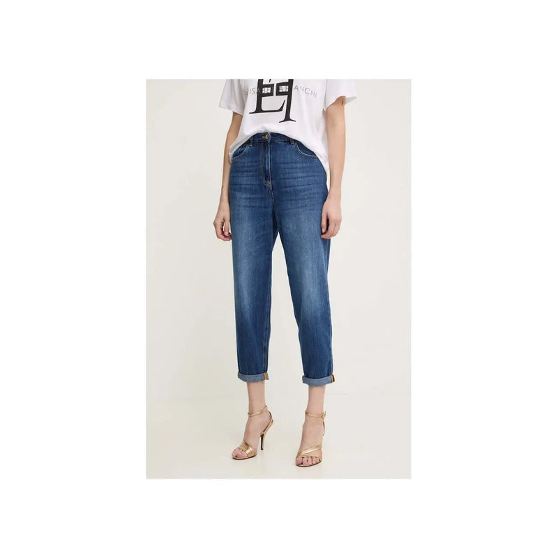 Jean Elisabetta Franchi pour femme, en denim de coton bleu, taille haute, coupe droite et ourlets roulés.