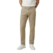 Pantalon chino kaki pour homme Gant, coupe classique et détails de couture discrets pour une tenue polyvalente