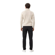 Un pull à col roulé en coton côtelé couleur crème, à la coupe classique ajustée, pour homme. gianni lupo