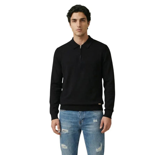 Pull polo noir à manches longues avec demi-zip et poignets côtelés de Gianni Lupo en tricot de viscose
