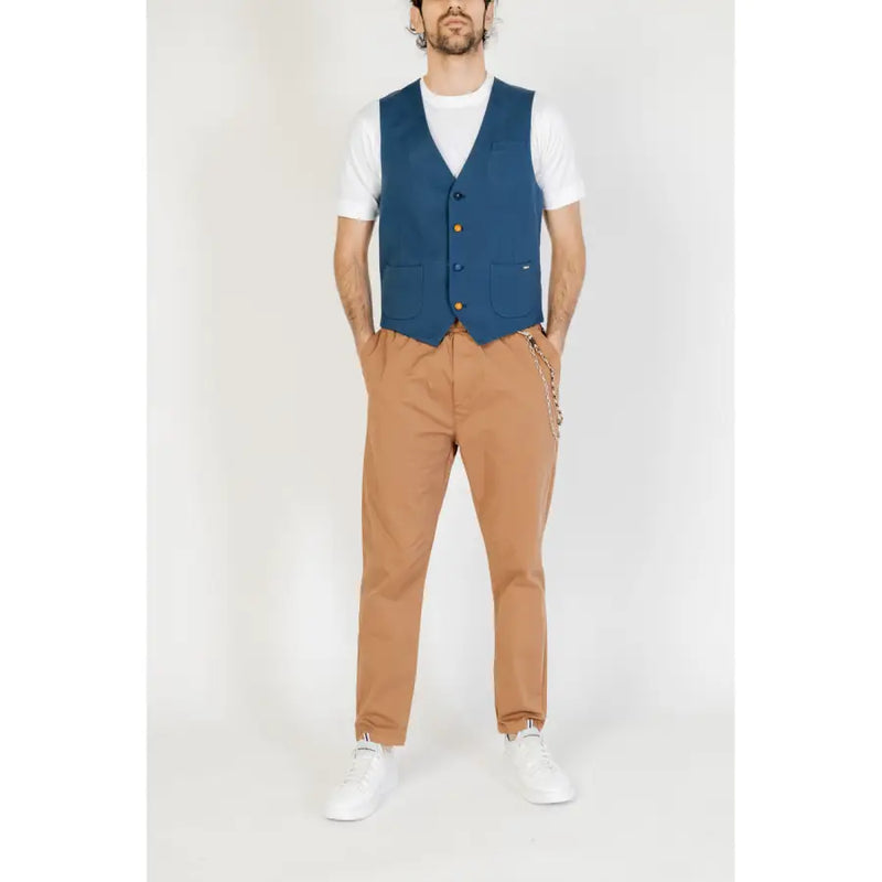 Gianni Lupo men’s navy blue cotton sleeveless v-neck gilet with gold-tone buttons and two front pockets