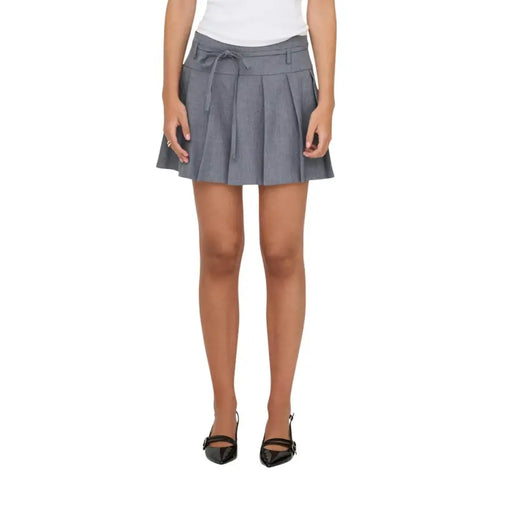Gray polyester elastane women’s pleated mini skirt with matching tie belt suitable for spring and summer wear