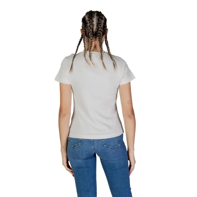Guess active women’s short sleeve off-white cotton t-shirt with classic crew neck and printed design
