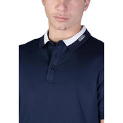 Guess polo homme bleu marine en coton à manches courtes avec col blanc et Guess logo brodé sur le bord intérieur du col