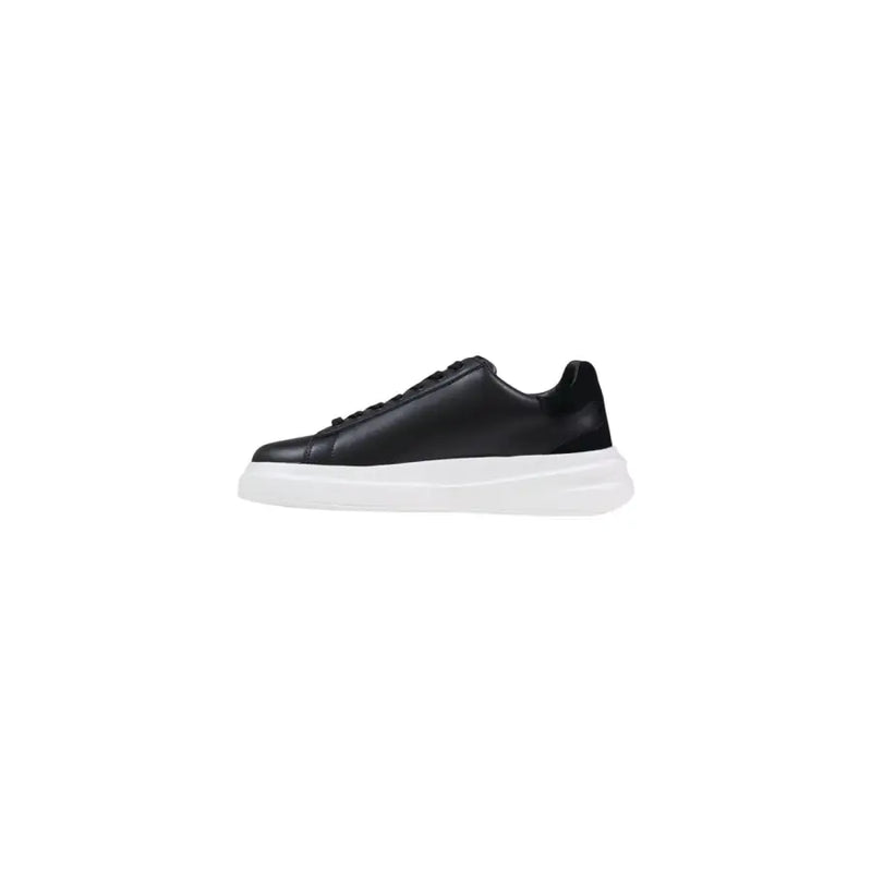 Guess Baskets basses pour hommes Elbantop Chaussures en daim noir avec une épaisse semelle en caoutchouc blanc pour un style décontracté