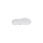 Semelle en caoutchouc blanc avec motif en relief guess logo et motif de bande de roulement ondulée sur guess Baskets pour hommes Elban en daim noir