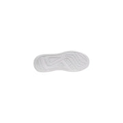 Semelle en caoutchouc blanc avec motif en relief Guess logo et motif géométrique sur la bande de roulement Guess Baskets homme en daim blanc