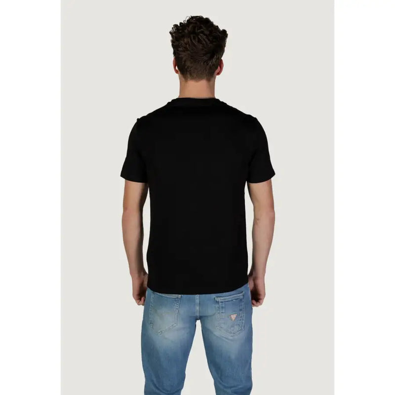 Guess hommes t-shirt T-shirt noir à manches courtes et col rond, confectionné en coton doux pour un confort optimal au quotidien.