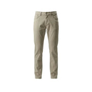 Guess Pantalon homme beige en mélange de coton, coupe slim, style chino kaki, cinq poches et finitions discrètes.