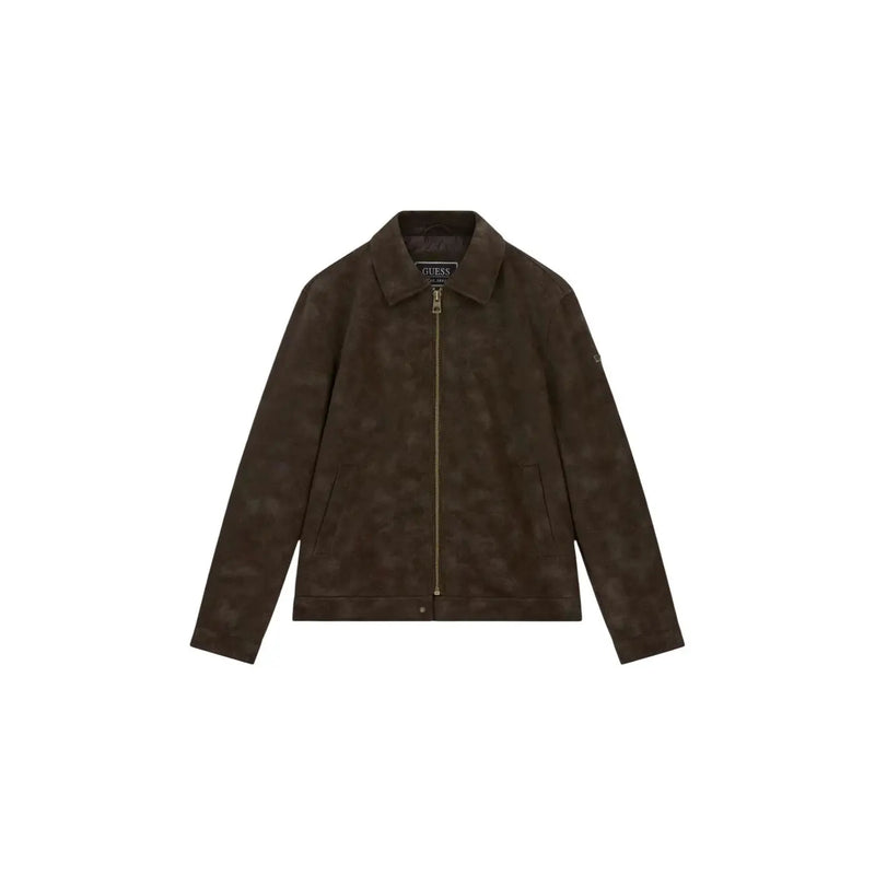 Guess Blazer homme marron en similicuir monogrammé avec fermeture éclair, comprenant une veste en daim marron foncé à motif camouflage discret et fermeture éclair dorée.