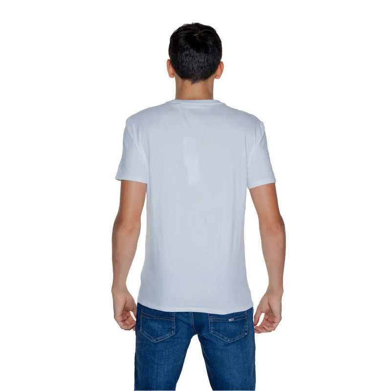 Light blue cotton t-shirt with crew neck and short sleeves for men by Guess titled white round neck t-shirt product