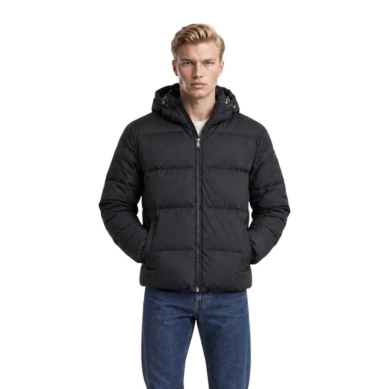 Guess Doudoune en daim noir pour homme, avec capuche matelassée et fermeture éclair centrale, vue de face