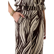 Guess Pantalon taille haute en viscose marron pour femme, à rayures zébrées crème et au tissu fluide et élégant, collection printemps-été