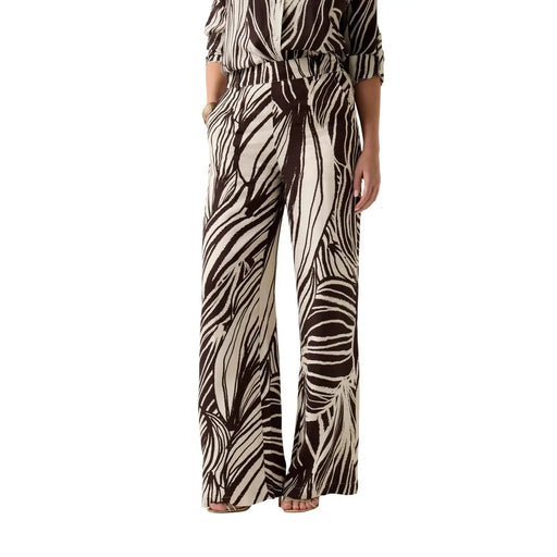 Guess Pantalon en viscose marron pour femme, à jambes larges, orné d'un motif zèbre marron et crème, issu de la collection printemps-été.