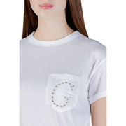 White guess women cotton round neck t shirt featuring a single crystal-embellished pocket with a g logo
