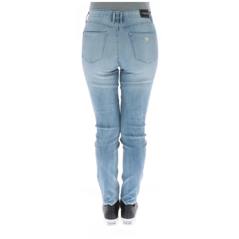 Vue arrière de guess Jean slim bleu clair pour femme, mélange de coton, effet usé, avec étiquette de marque à la taille
