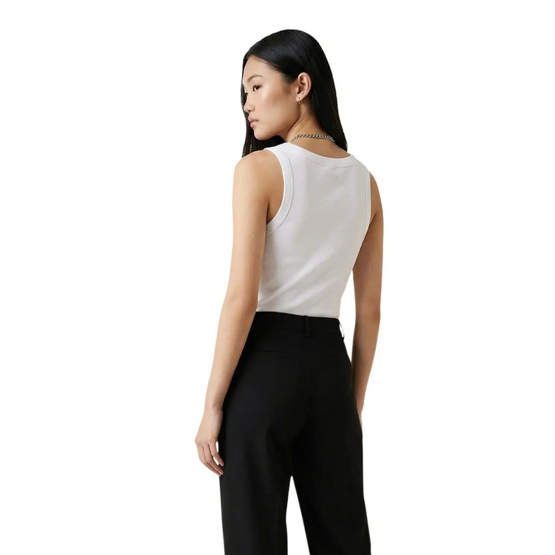 Débardeur blanc en coton sans manches top par Guess Doté d'un col rond et d'un tissu lisse au design épuré