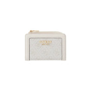 Un blanc cassé élégant Guess Portefeuille femme Coleen en polyuréthane gris à la texture subtile et logo doré