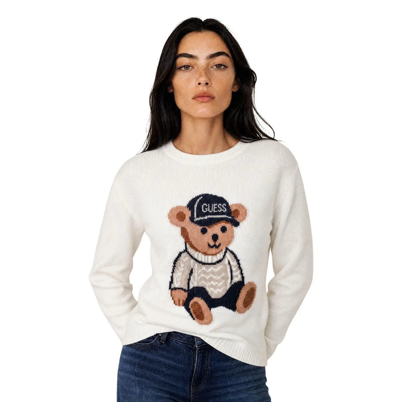 Guess Pull blanc en maille pour femme, en viscose mélangée, orné d'un ours tricoté brodé d'un bonnet noir. guess sur la poitrine