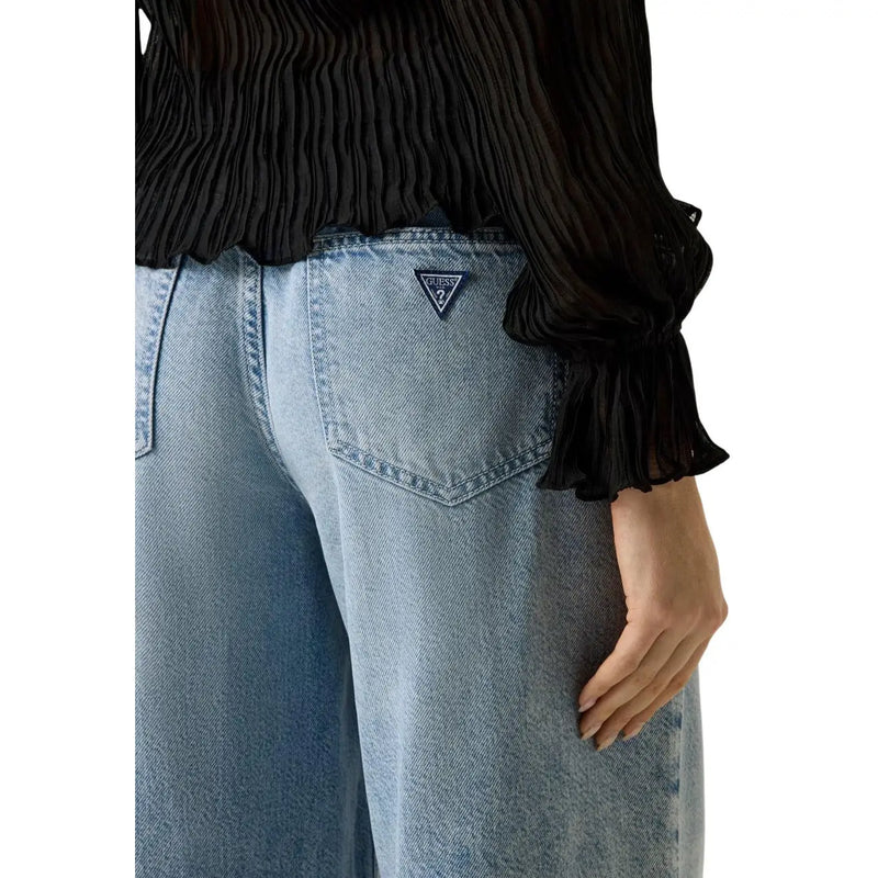 Verso du bleu clair délavé Guess Jean ample et large pour femme en mélange de lyocell avec poche plaquée logo triangulaire classique