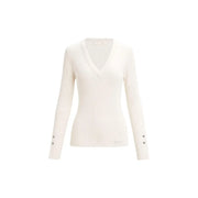 Guess Pull blanc à col en V pour femme, en mélange de viscose, avec une texture en maille côtelée et des boutons argentés aux poignets.