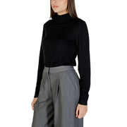 Ichi Pull noir à col montant et manches longues pour femme top en mélange de viscose mettant en valeur un design de tricot confortable