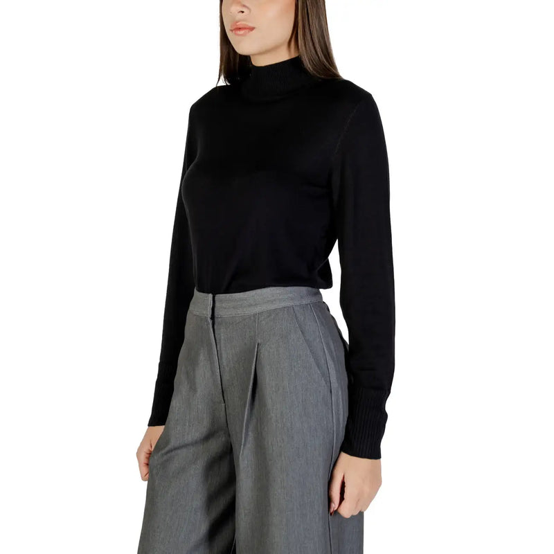 Ichi Pull noir à col montant et manches longues pour femme top en mélange de viscose mettant en valeur un design de tricot confortable