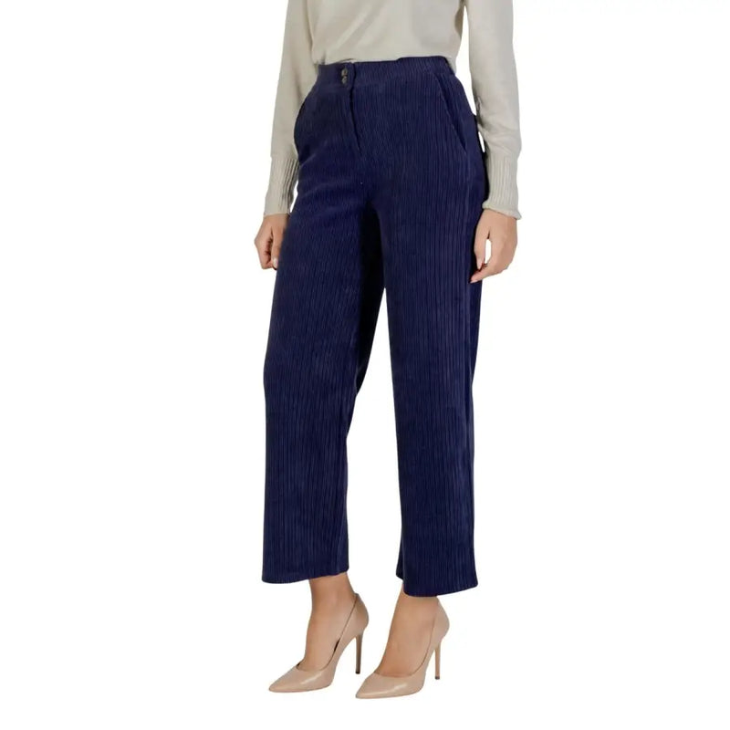 Ichi navy blue corduroy cropped straight-leg trousers with ribbing