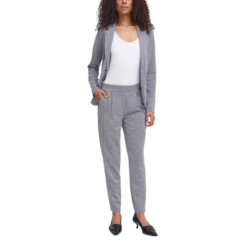 Ensemble blazer et pantalon gris à chevrons en polyester viscose pour l'automne-hiver par Ichi femmes