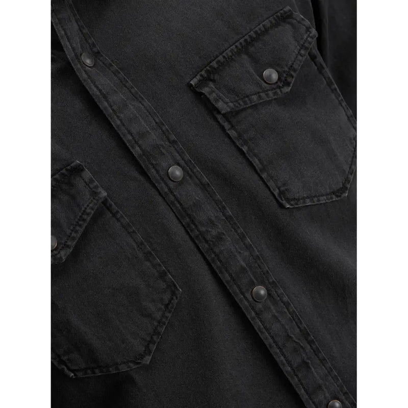 Chemise en denim noir Jack & Jones pour homme, avec poches poitrine boutonnées et patte de boutonnage.
