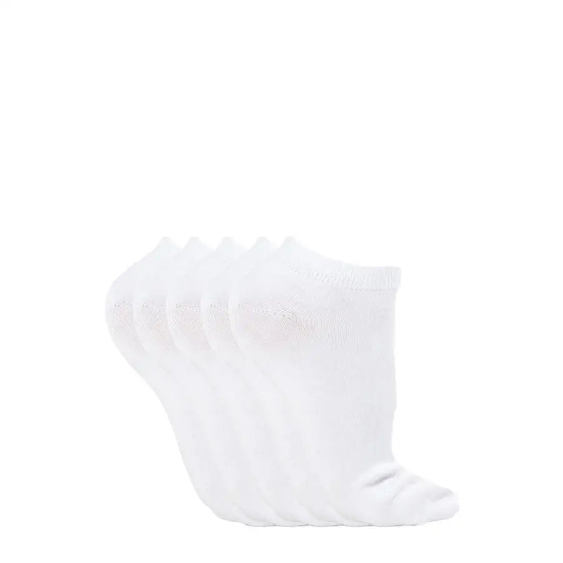 Chaussettes blanches courtes en coton doux, soigneusement rangées, de la collection de sous-vêtements pour hommes Jack & Jones