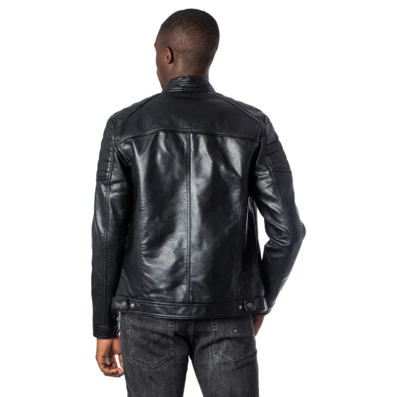 Blazer long zippé pour homme Jack & Jones en cuir noir avec empiècements matelassés aux épaules et poignets à boutons-pression, idéal pour l'automne-hiver.