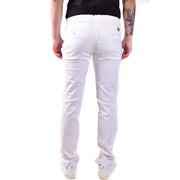 Pantalon slim blanc Jacob Cohen pour homme en coton texturé avec logo brodé sur la poche arrière (vue de dos)